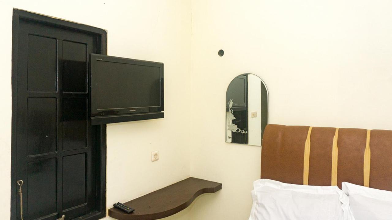 Reddoorz Near Sentani Airport Jayapura Hotel Eksteriør billede