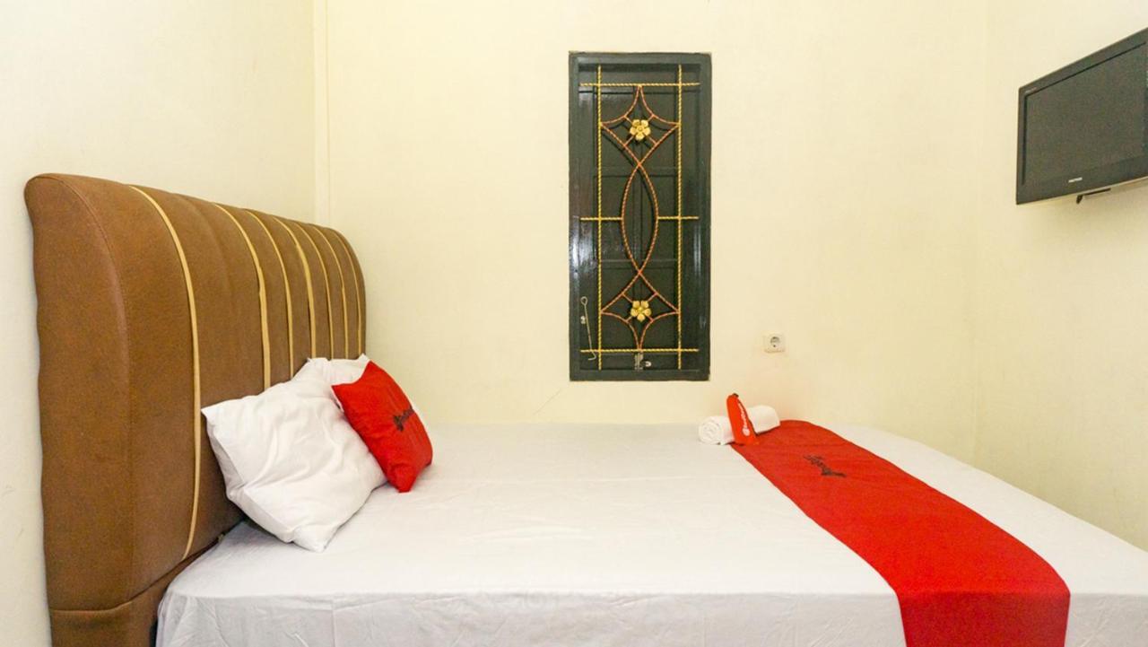 Reddoorz Near Sentani Airport Jayapura Hotel Eksteriør billede